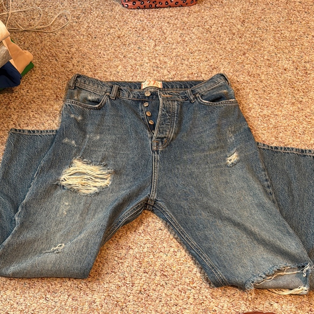Free People Blue Distressed Straight Leg Jeans rips through out leg